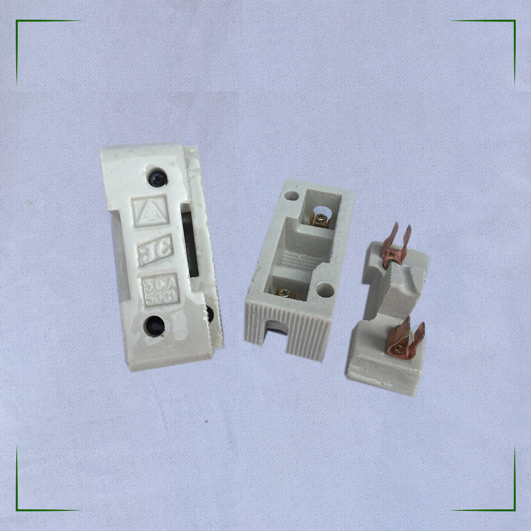 30 amp Fuse unit ( china type )