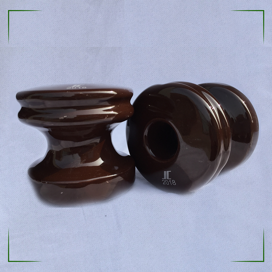 Spool insulator